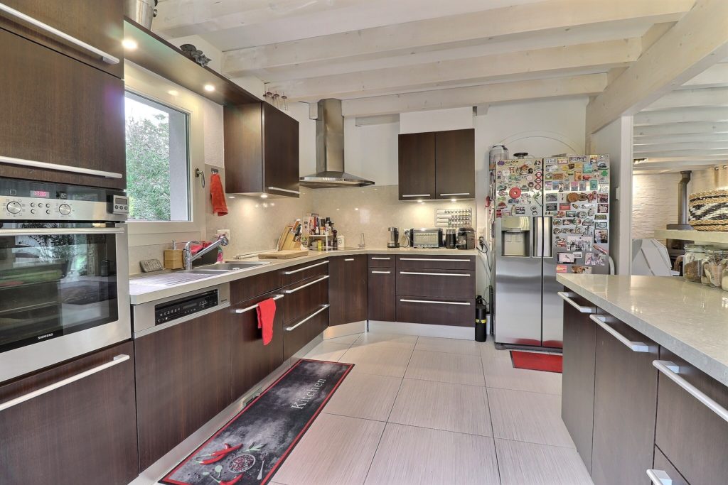 {"discarded_img":0,"scene":2}