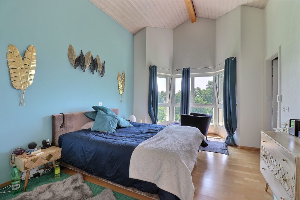 {"discarded_img":0,"scene":2}