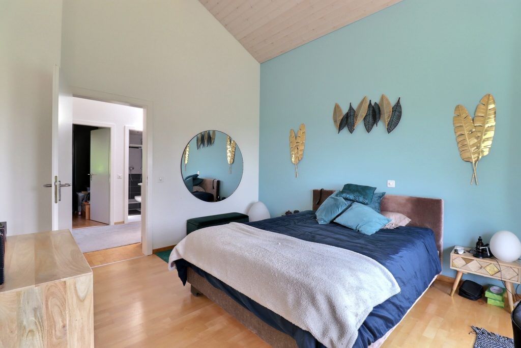 {"discarded_img":0,"scene":2}