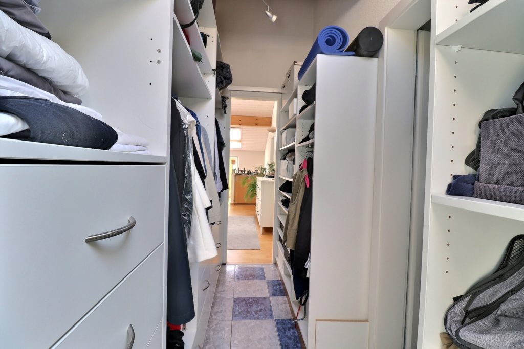 {"discarded_img":0,"scene":2}