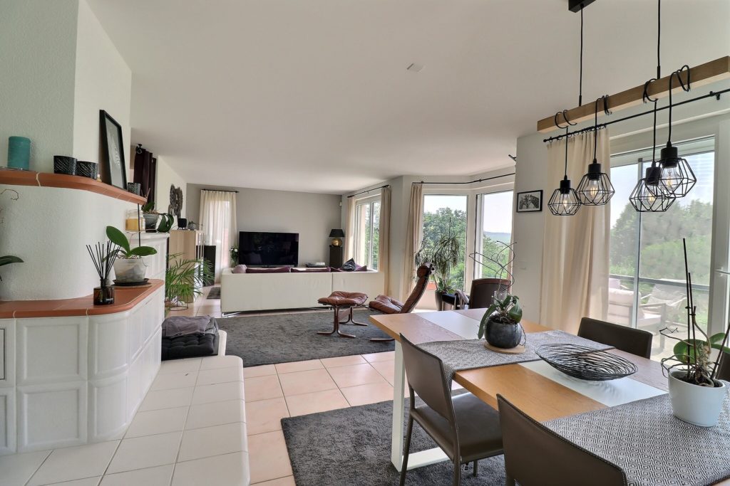 {"discarded_img":0,"scene":2}